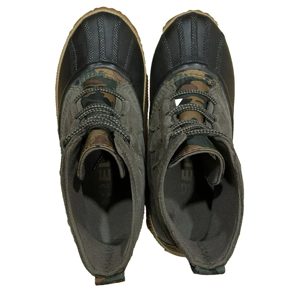 Sorel #gorpcore olive photos